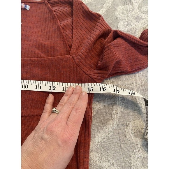 Urban Outfitters Ribbed Stretch Knit Top Square Neck Red Rust Size Large NWT - Picture 9 of 11